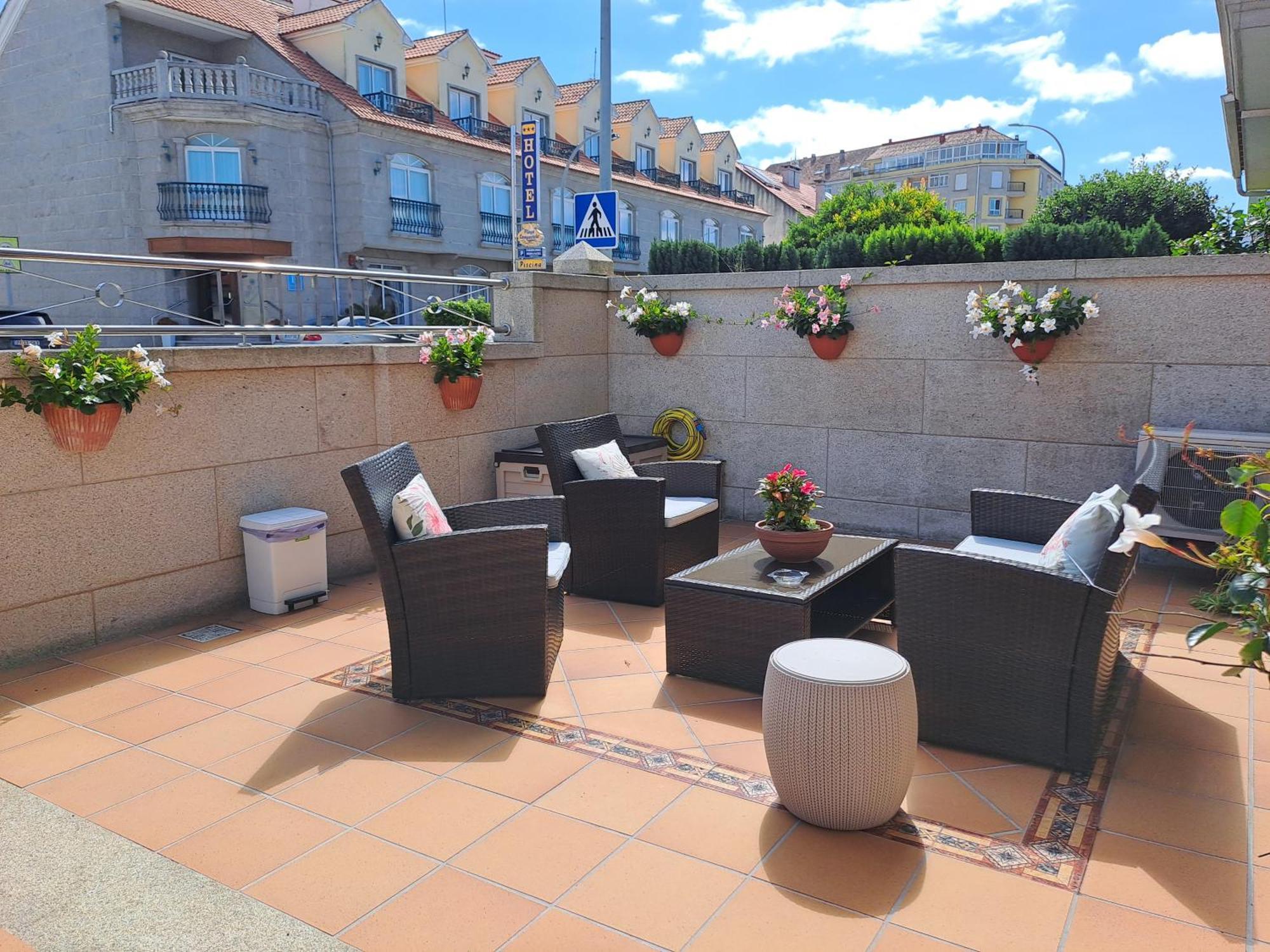 Apartamentos Playa Compostela Vilagarcia de Arousa Buitenkant foto